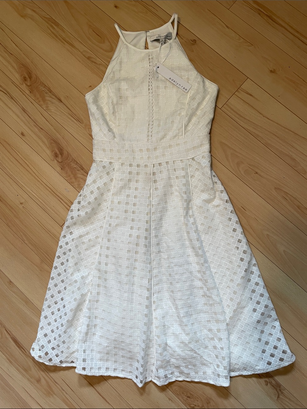 NWT Adelyn Rae Women’s Sz S White High Neck Lace-Panel Midi Dress